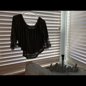Over the shoulders shirt